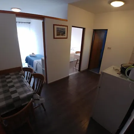 Seaview Apartment *