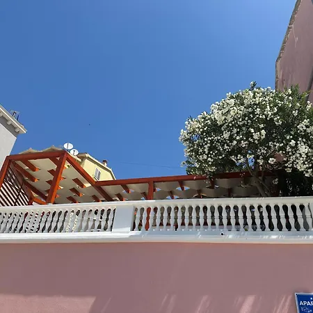 Апартаменты Seaview *