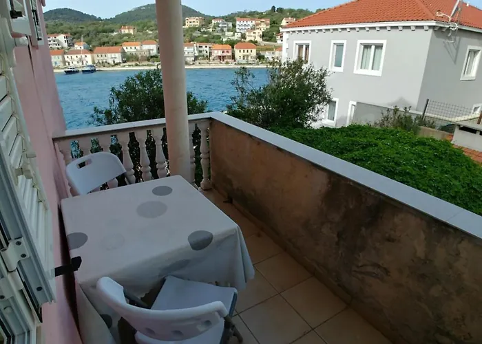 Seaview Apartment Sali
