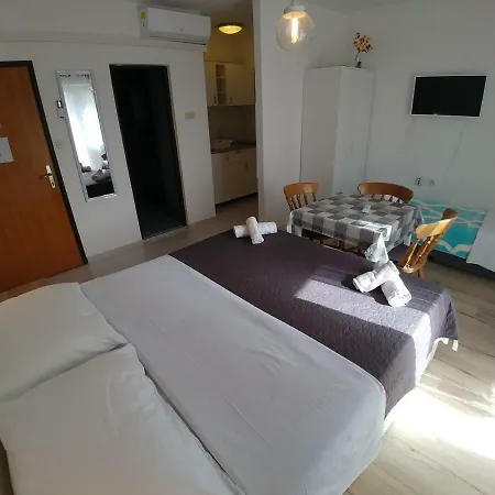 Апартаменты Seaview *